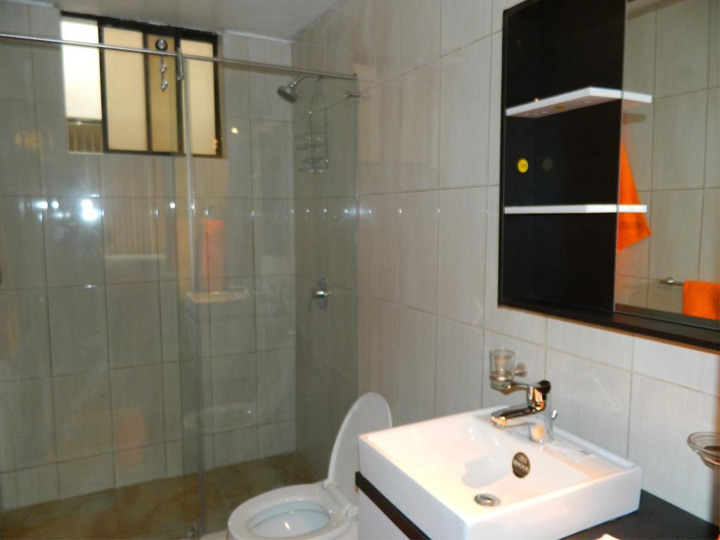 Itsahome Apartments - Torre Santos Quito Phòng bức ảnh