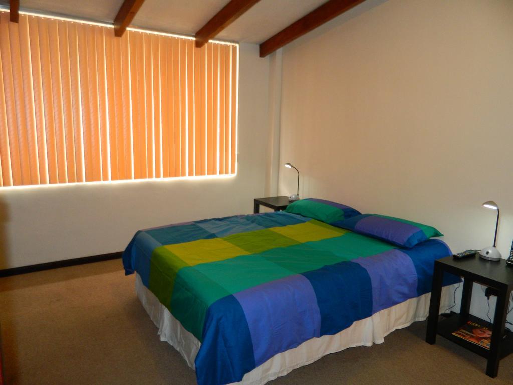 Itsahome Apartments - Torre Santos Quito Phòng bức ảnh